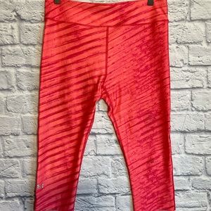 Under Amour Women’s Pink Ombré Capris Leggings Size Large